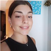 Soy una persona implicada con mis alumnos, con un método flexible en la enseñanza me adapto a ellos para transmitirles mis conocimientos. Preparada para enseñar hasta bachillerato y 2ndo curso del grado de antropología.